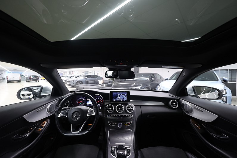 Mercedes-Benz C 300 Coupé 211hk *Hjulkampanj!* AMG Pano Bur
