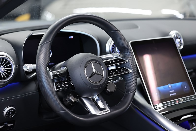 Mercedes-Benz AMG SL 63 4M+ Keramiska HUD Dynamic Plus