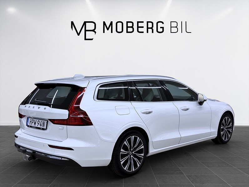 Volvo V60 Recharge T6 399hk Helg på Moberg! Core Edt H/K B-Kam Läder
