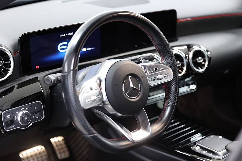 Mercedes-Benz A 250 e 218hk AMG Sport B-kamera MOMS