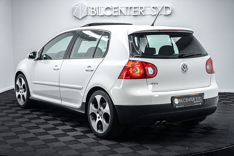 Volkswagen Golf 2009 - miniatyr 3