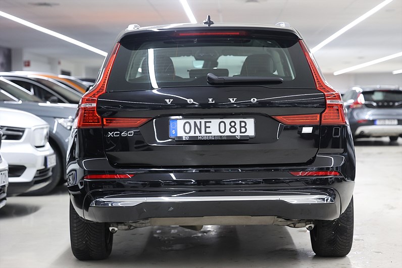 Volvo XC60 Recharge T6 AWD 350hk *Hjulkampanj!* Core Läder
