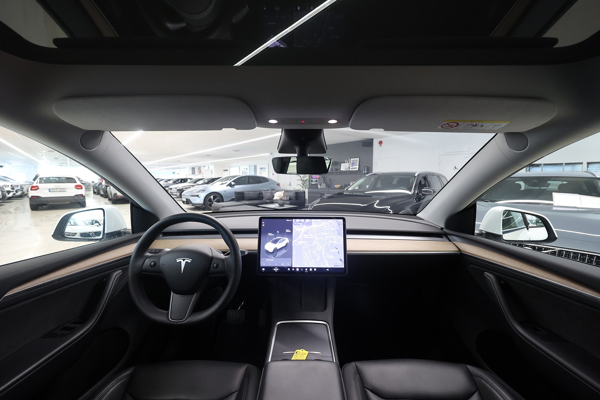 Tesla Model Y Long Range 514hk *Hjulkampanj!* AWD Pano AP MOMS