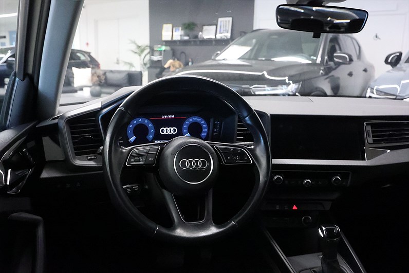 Audi A1 Sportback 30 TFSI 116hk Proline CarPlay Cockpit PDC