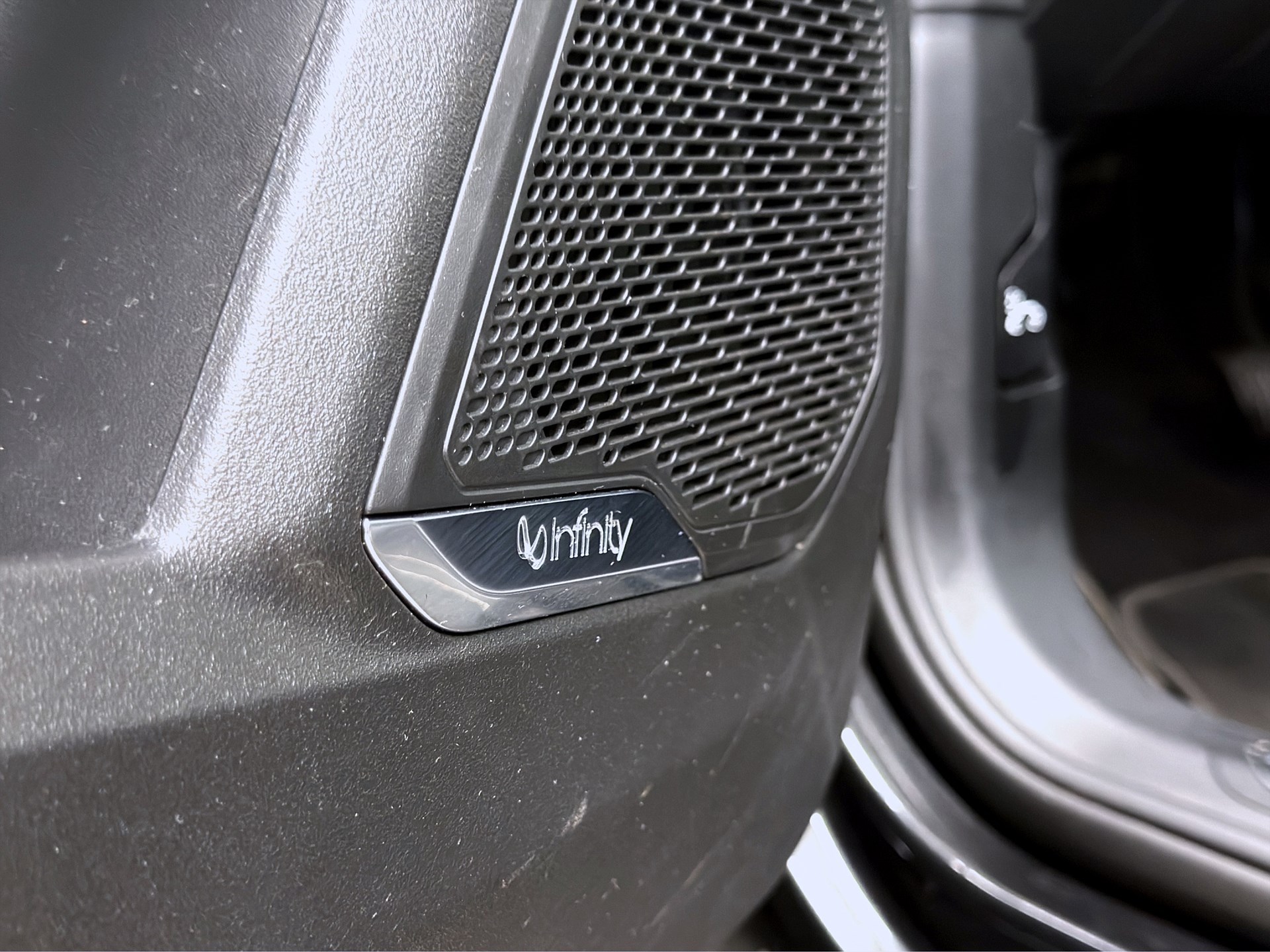 Lynk & Co 01 PHEV 261hk Infinity Pano Minne B-Kamera Drag