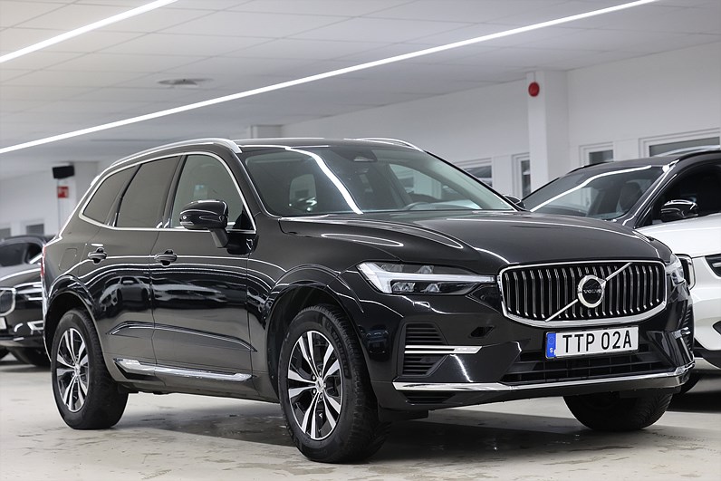 Volvo XC60 Recharge T6 AWD 350hk *Hjulkampanj!* Core Läder