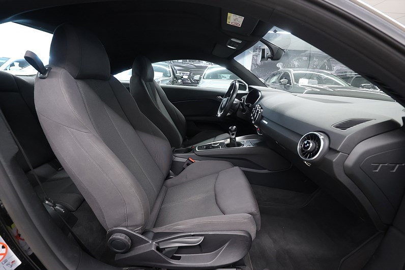 Audi TT Coupé 1.8 TFSI 180hk Keyless Start Cockpit PDC