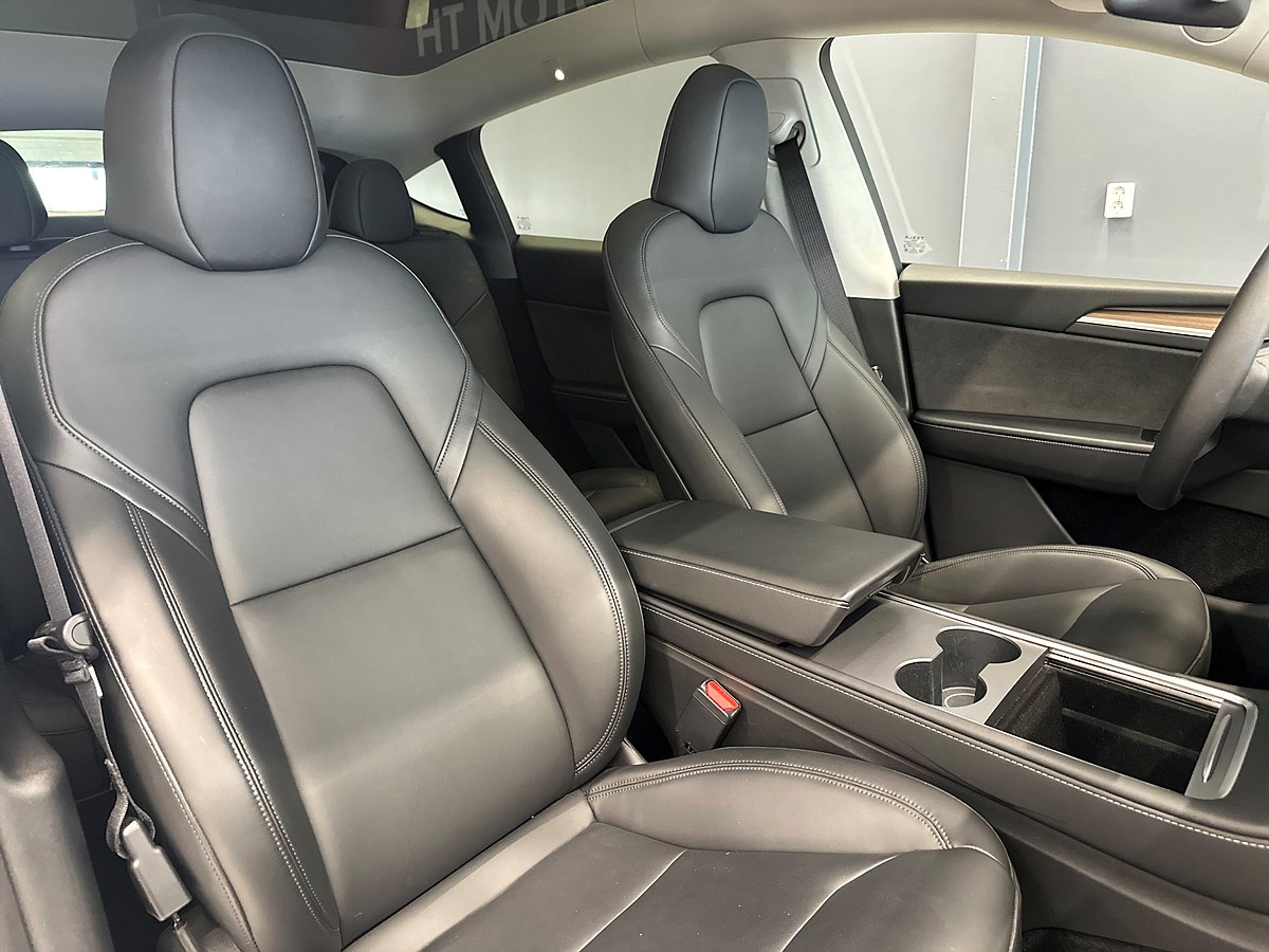 Tesla Model Y – bild 11