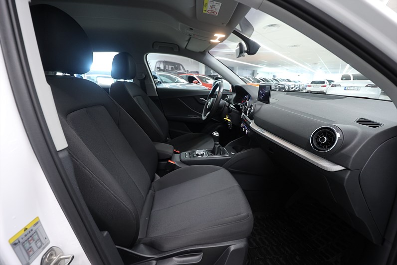 Audi Q2 35 TFSI 150hk *Hjulkampanj!* Proline PDC MOMS