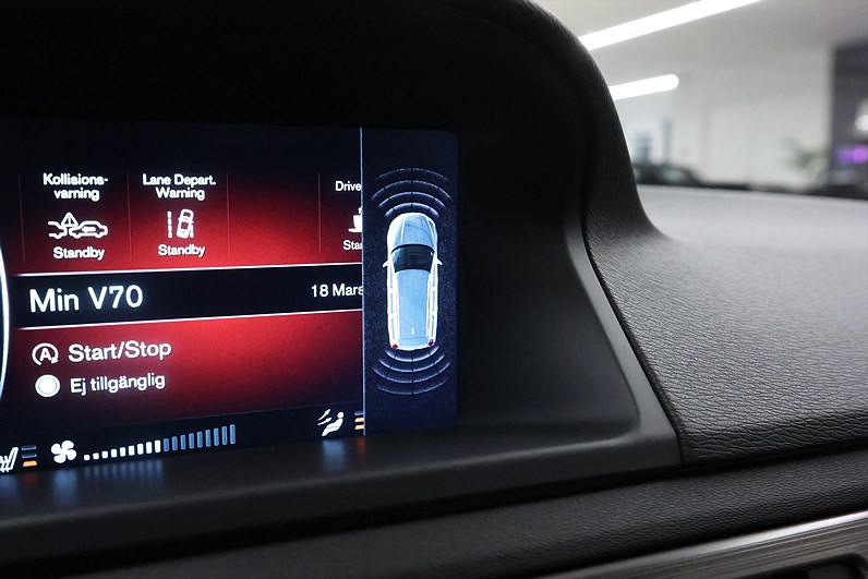 Volvo V70 D4 181hk Summum Lucka Läder Navi Drag PDC