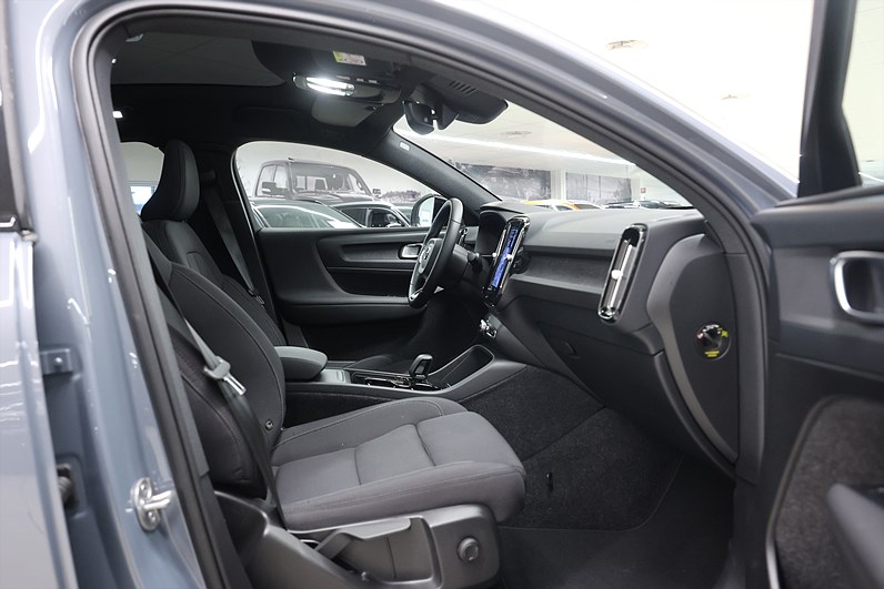 Volvo C40 Recharge Twin motor *Hjulkampanj!* Core Pano Drag