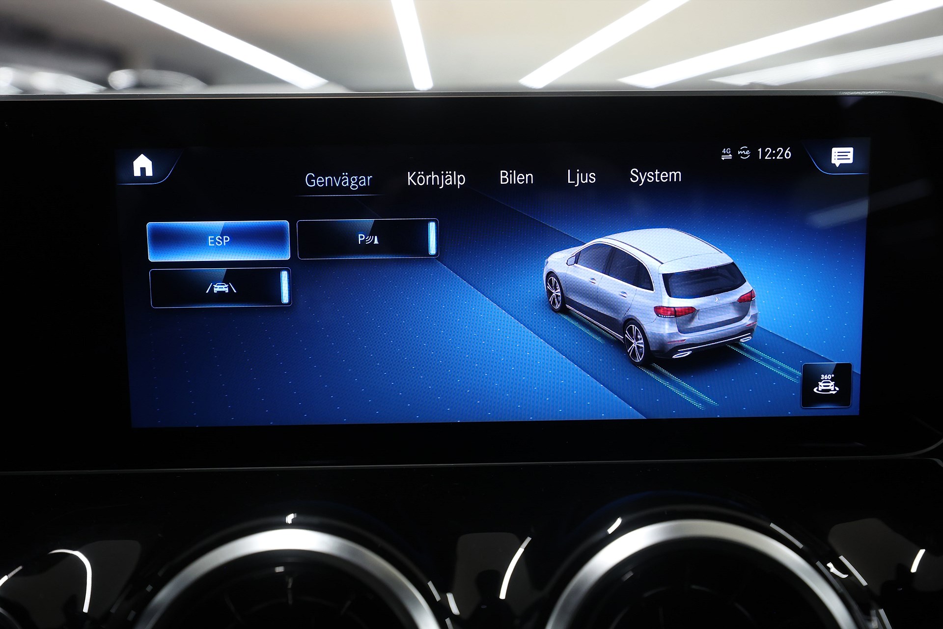 Mercedes-Benz B 180 136hk *Hjulkampanj!* Drag B-kamera Navi