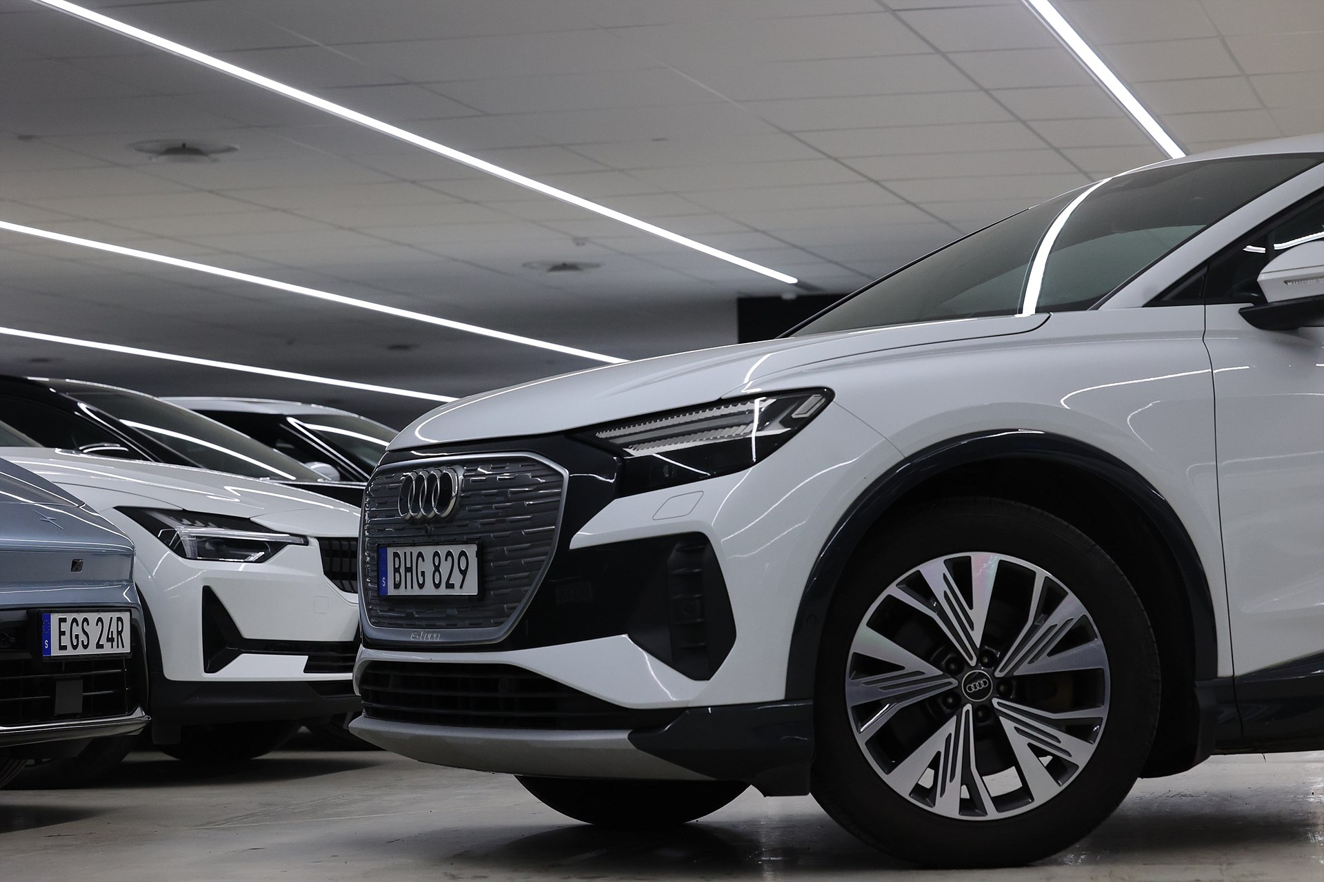 Audi Q4 40 e-tron 204hk *Hjulkampanj!* Värmare B-kamera Drag