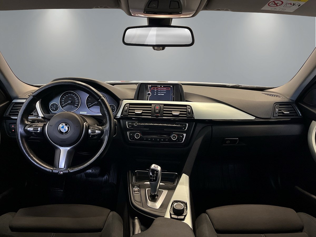 BMW 320d xDrive Touring Steptronic, 184hk, 2014