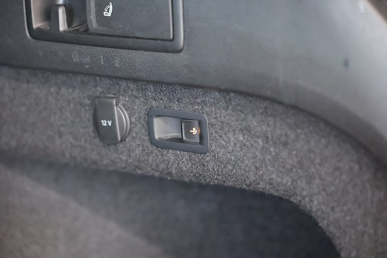 Volkswagen Passat Sportscombi GTE 218hk Dynaudio Värmare Drag