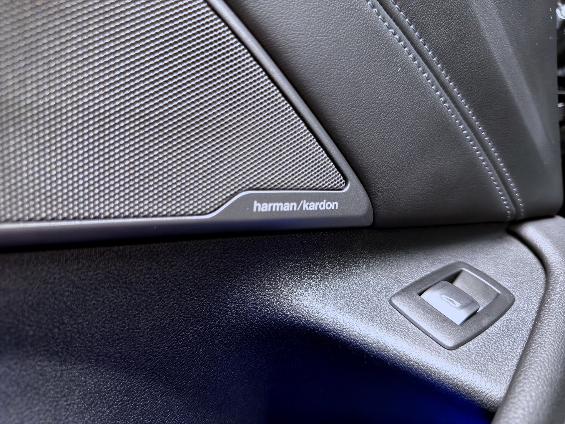 BMW M5 600hk M Sport HUD H/K 360 Kolfiber Merino