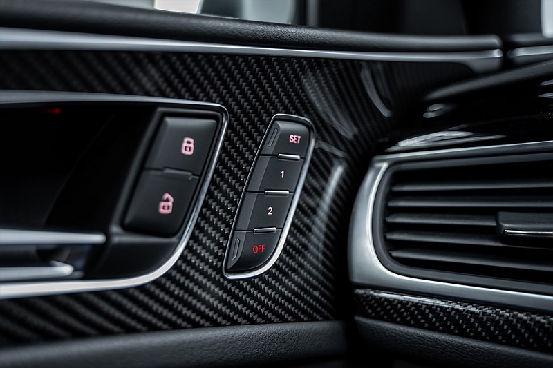 Audi RS6 2017 - miniatyr 20
