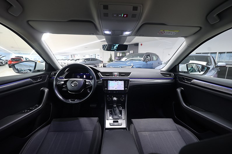 Skoda Superb iV Combi 1.4 TSI 218hk Style Drag Navi