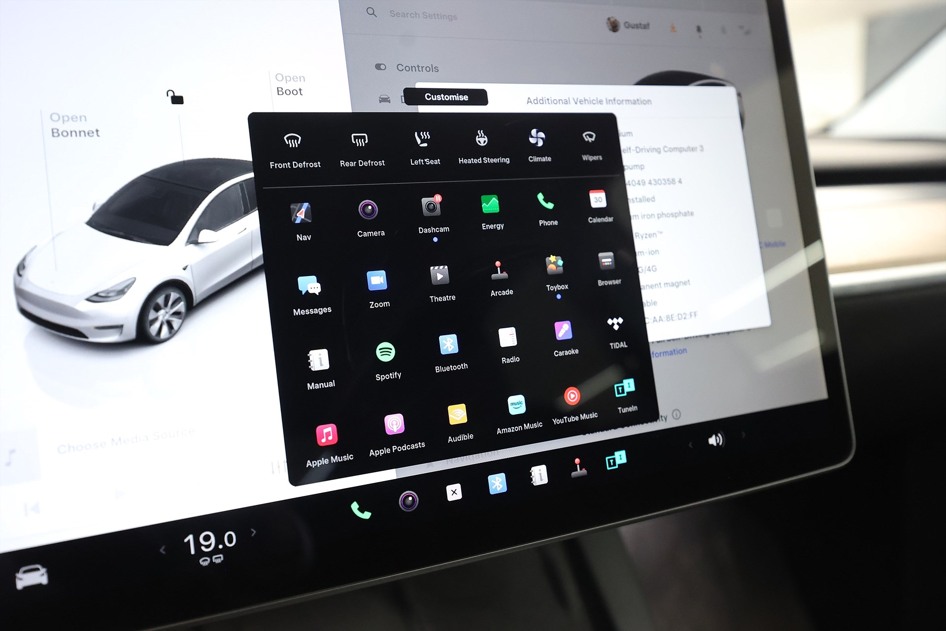 Tesla Model Y Standard Range 299hk Pano Läder Navi Drag B-Kamera