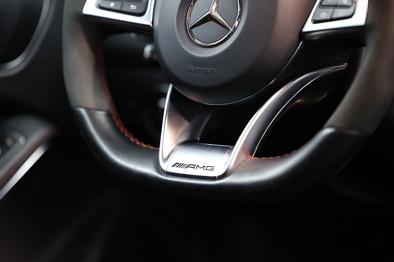 Mercedes-Benz AMG CLA 45 4M 381hk Pano H/K Skalstolar