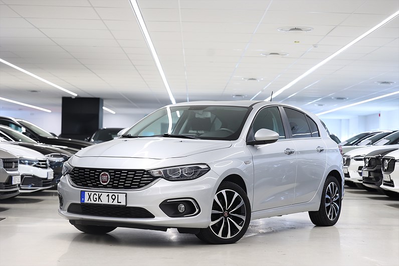 Fiat tipo 1.4 120hk Backkamera PDC Adaptiv fart Bluetooth