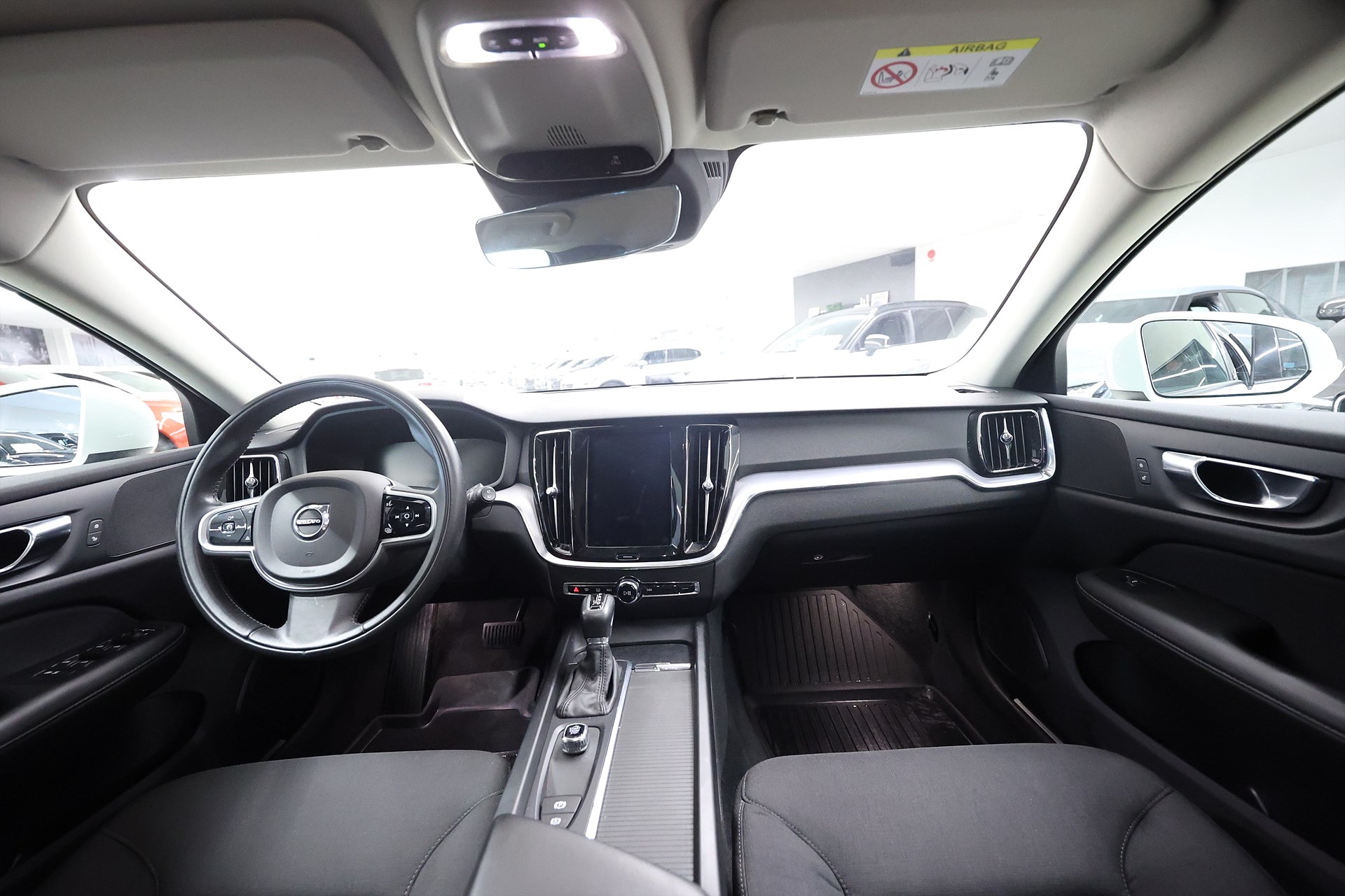 Volvo V60 Cross Country D4 AWD *Hjulkampanj!* Momentum Carplay