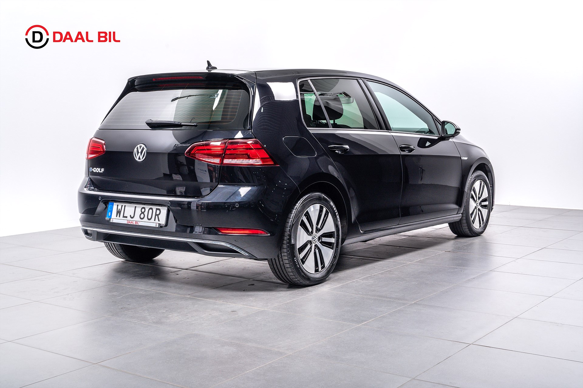 Volkswagen e-Golf, 136hp, 2020