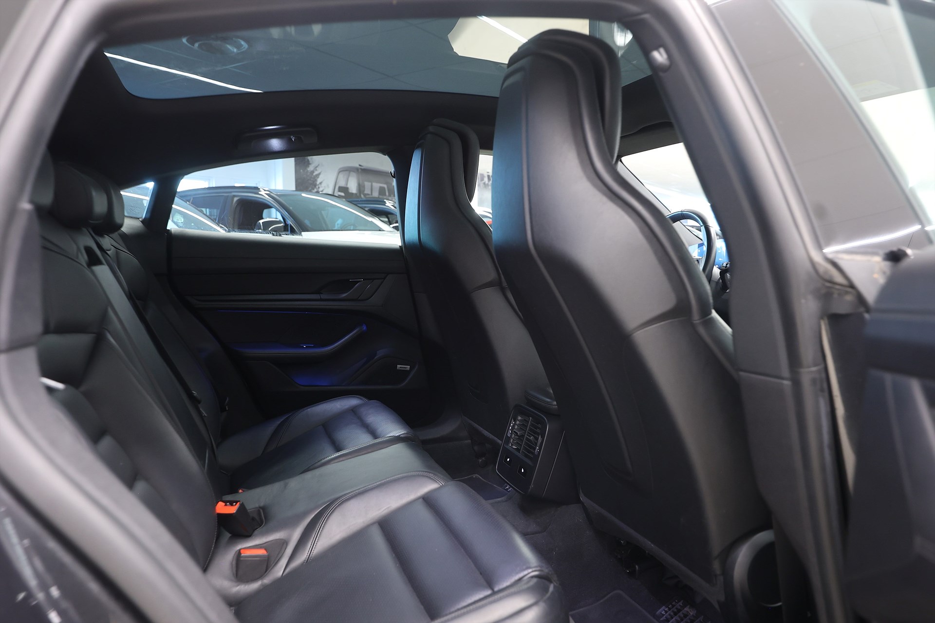 Porsche Taycan 4S Performance 571hk Chrono BOSE Pano