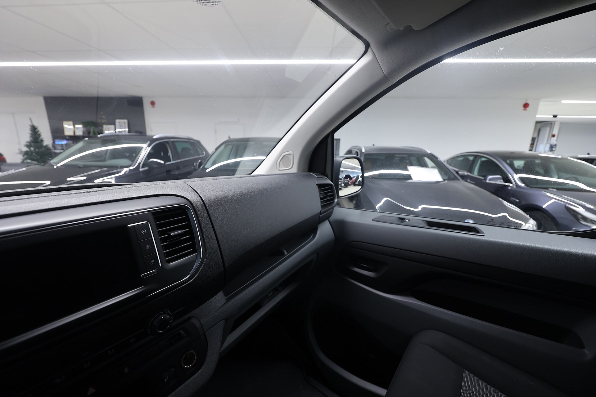 Citroën Jumpy Van 2.0 BlueHDi 180 177hk Värmare