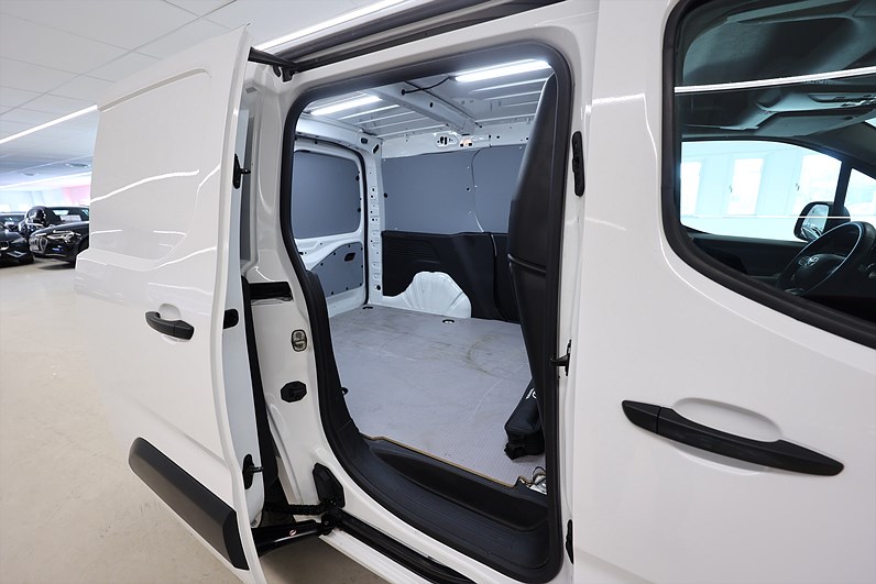 Toyota ProAce City 1.2 Turbo 130hk 3-Sits CarPlay PDC B-Kamera