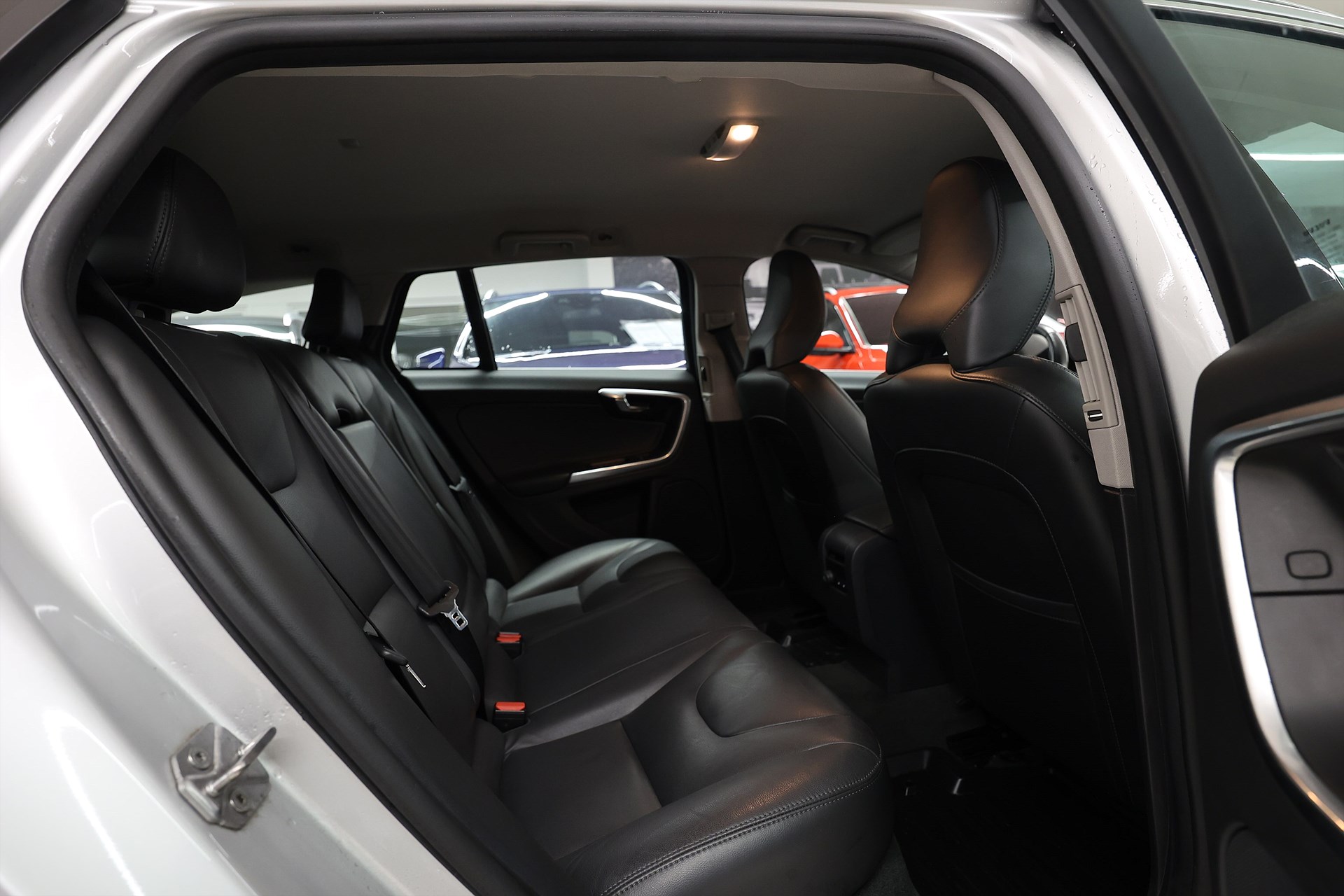 Volvo V60 D4 190hk Classic Summum Drag Navi VOC