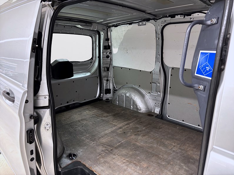 Mercedes-Benz Vito 114 CDI 4Matic 136hk B-Kamera PDC Värmare