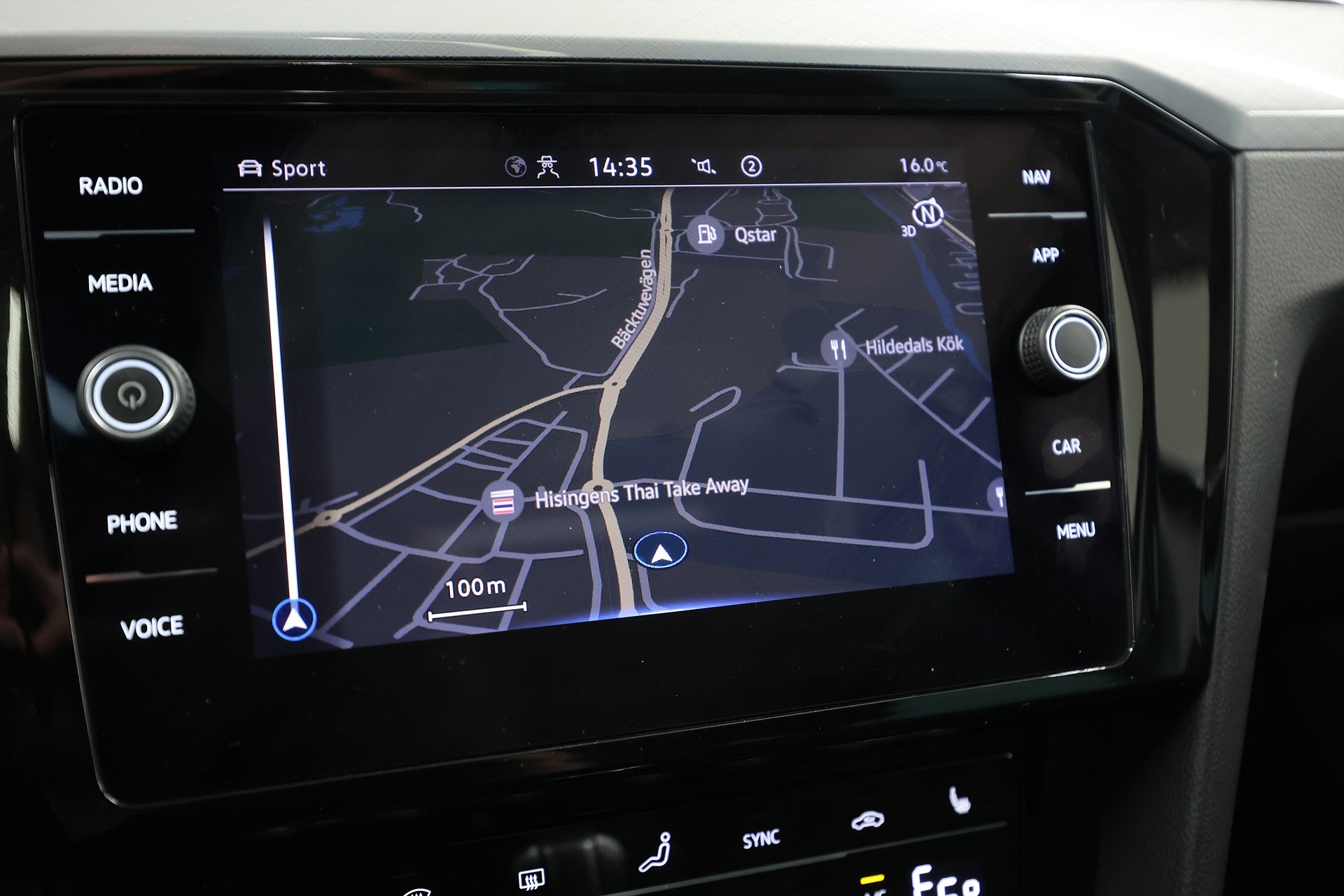 Volkswagen Passat Sportscombi GTE 218hk Pano Navi B-kamera Drag