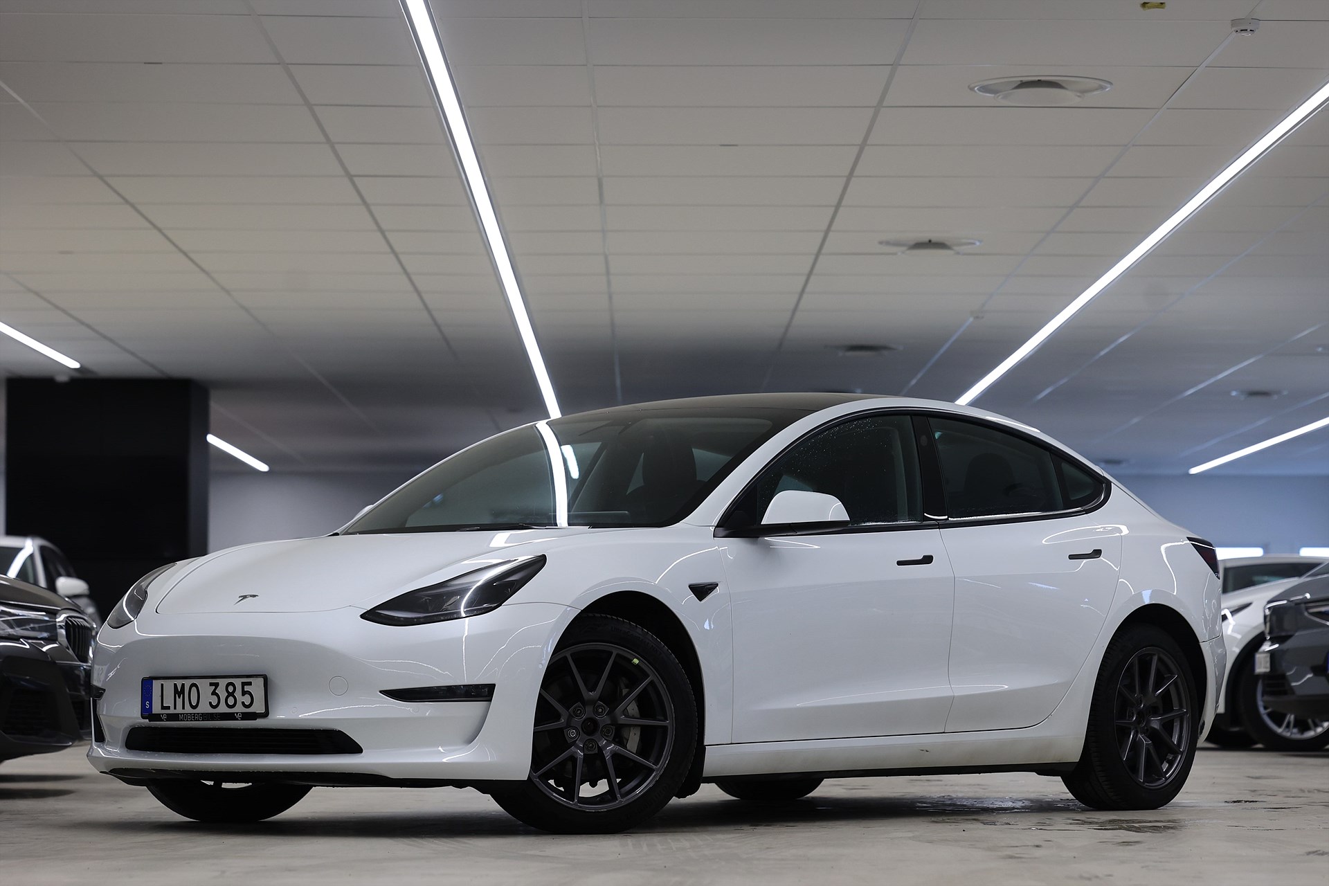 Tesla Model 3 Long Range AWD 440hk AP Pano Läder