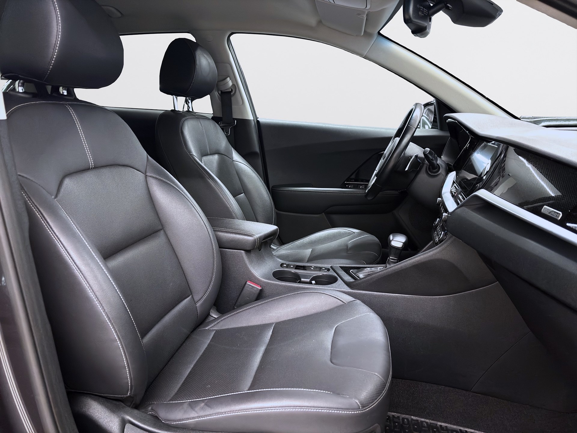 Kia Niro P-HEV 141hk Advance Plus Keyless Navi B-Kamera PDC