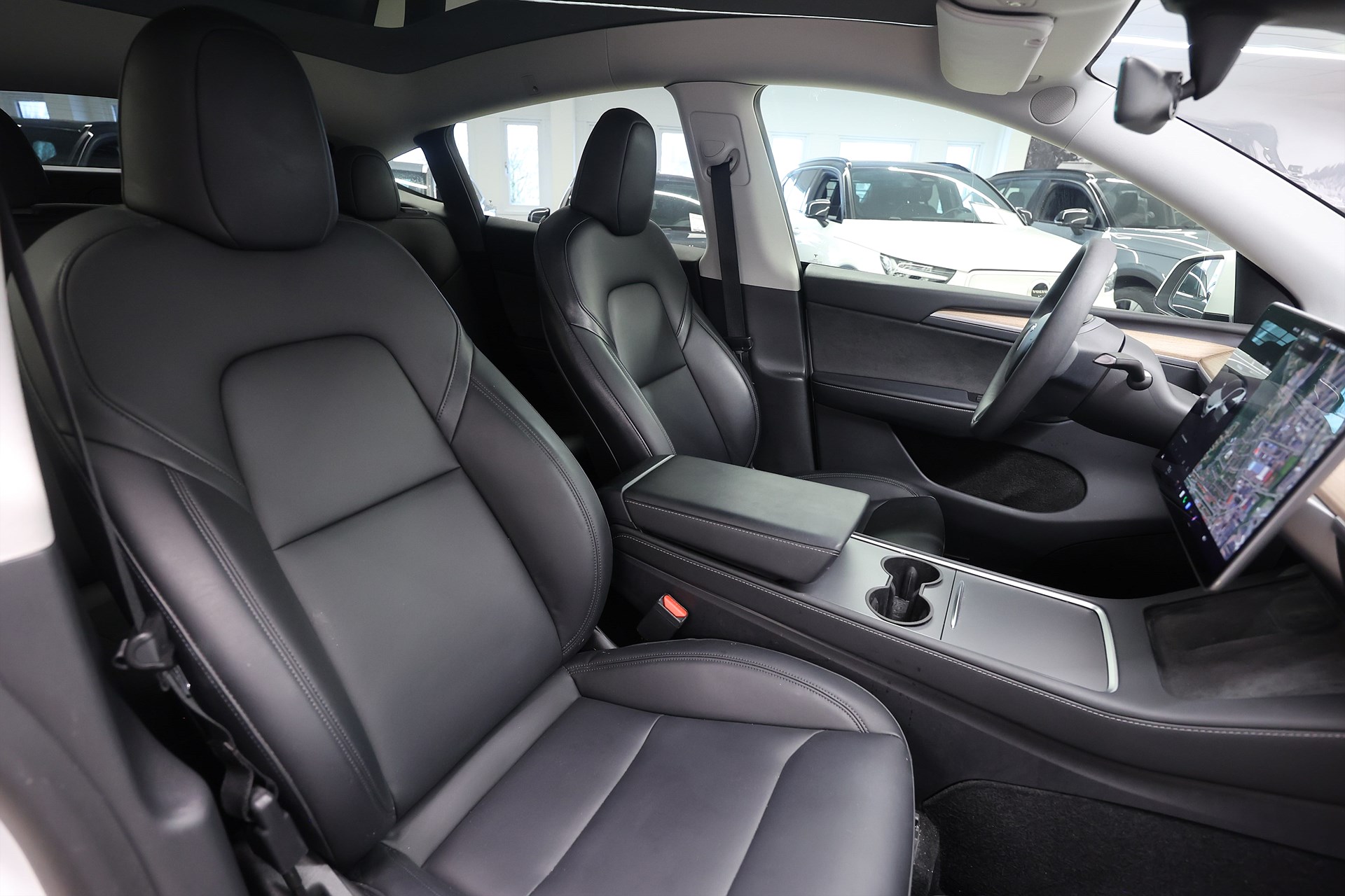 Tesla Model Y Performance 534hk *Kampanj!* Drag Pano Navi