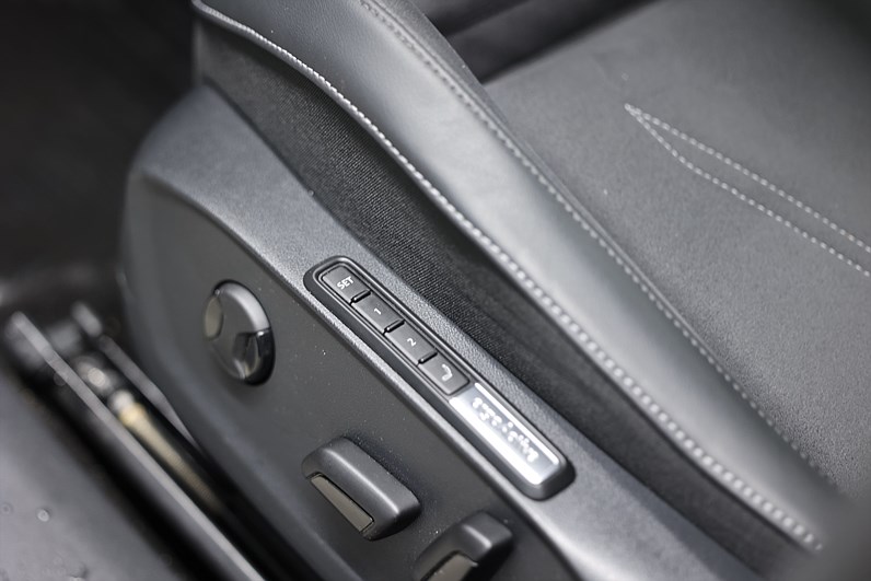 Volkswagen ID.7 Pro 286hk HUD 360 Massage Navi