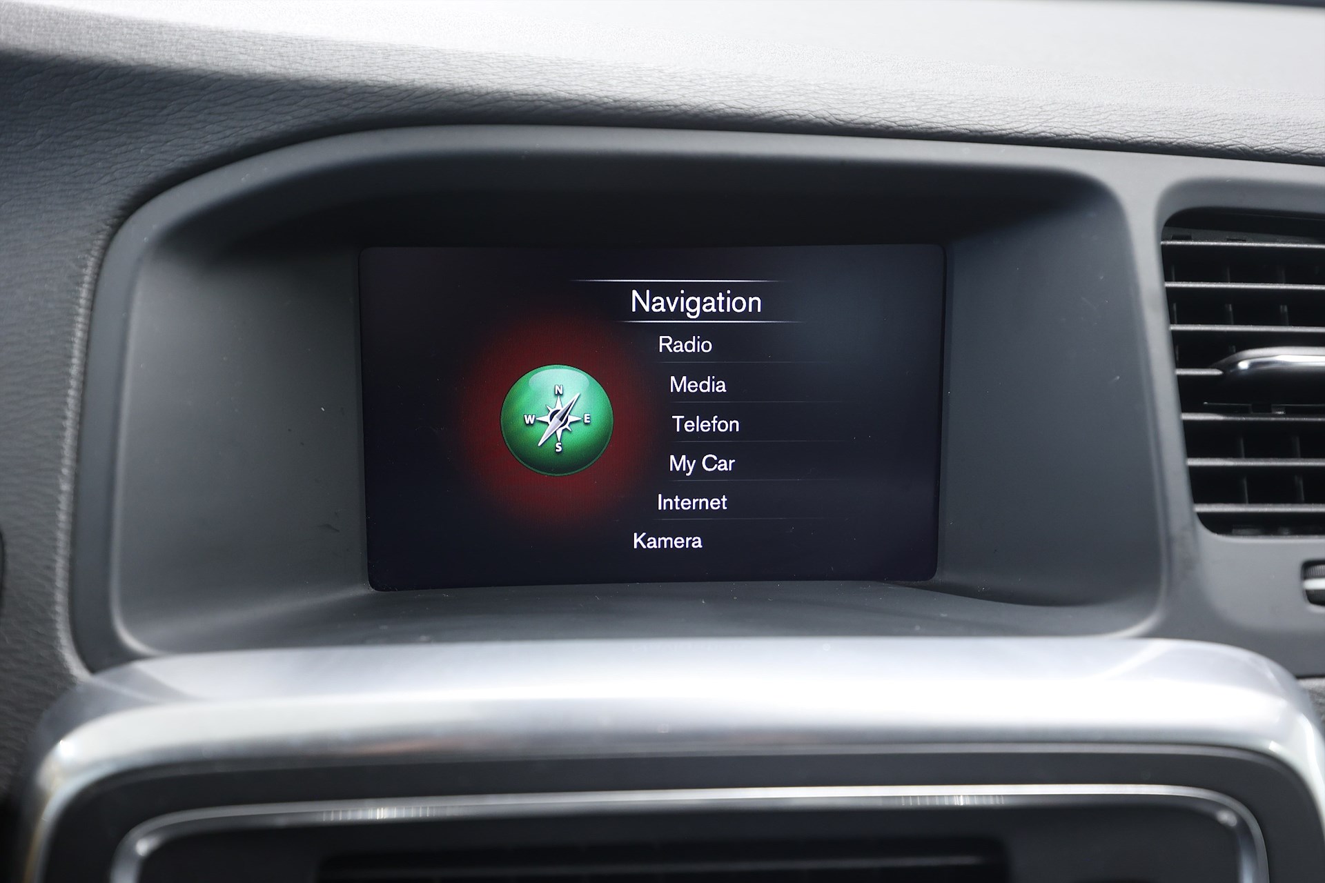 Volvo V60 Cross Country D4 190hk Summum Skinn Navi Keyless