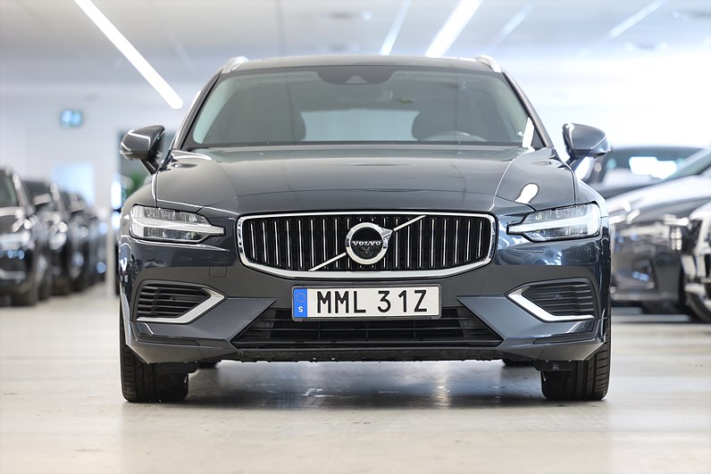 Volvo V60 T8 Twin Engine AWD 392hk Inscription Pano Keyless 360