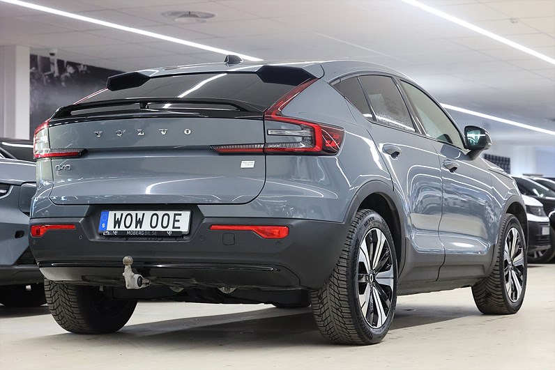 Volvo C40 Recharge Twin motor AWD 408hk Core Pano Drag
