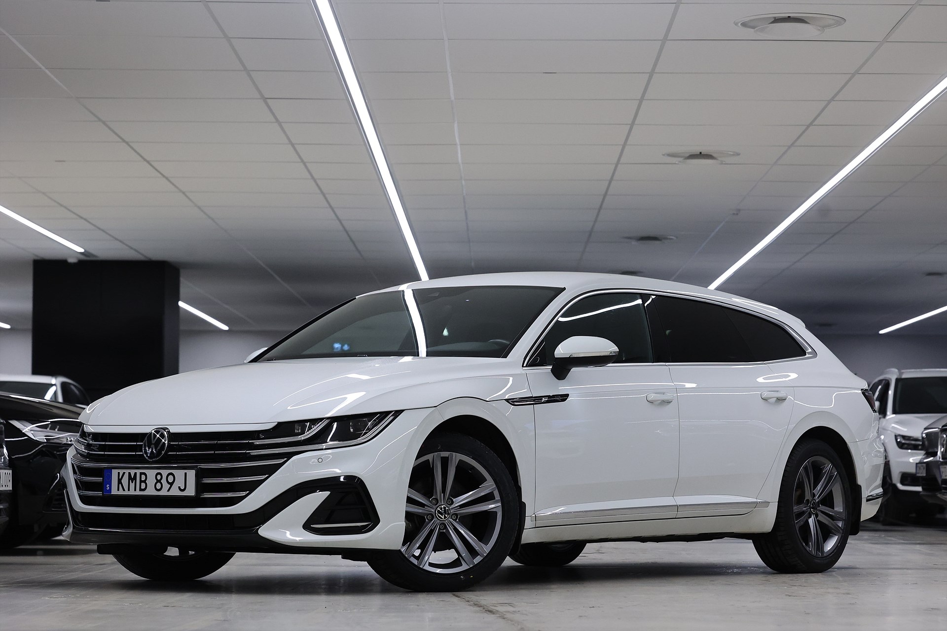 Volkswagen Arteon SB eHybrid 218hk *Hjulkampanj!* R-Line Drag