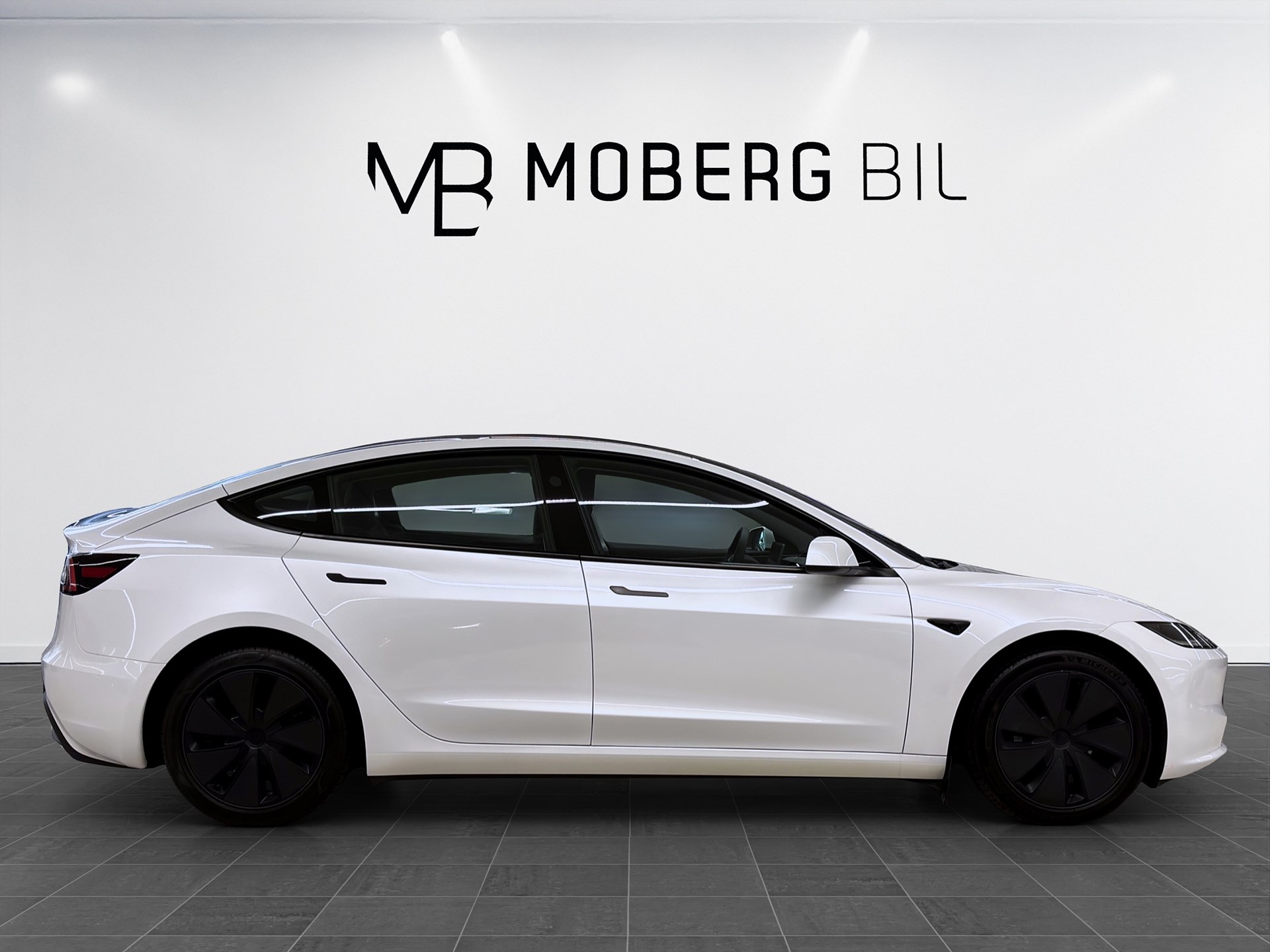 Tesla Model 3 Standard Range 283hk Läder Pano Navi B-Kamera