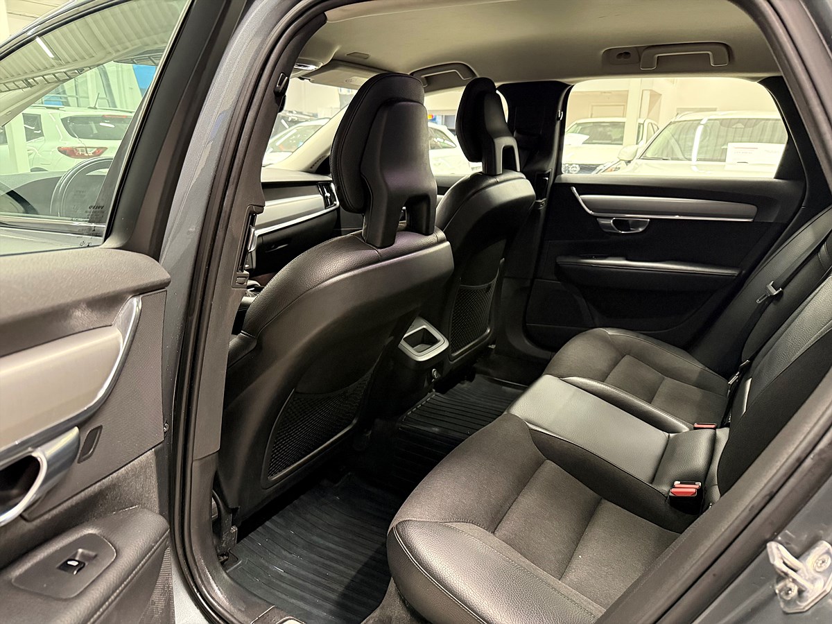 Volvo V90 Cross Country – bild 19