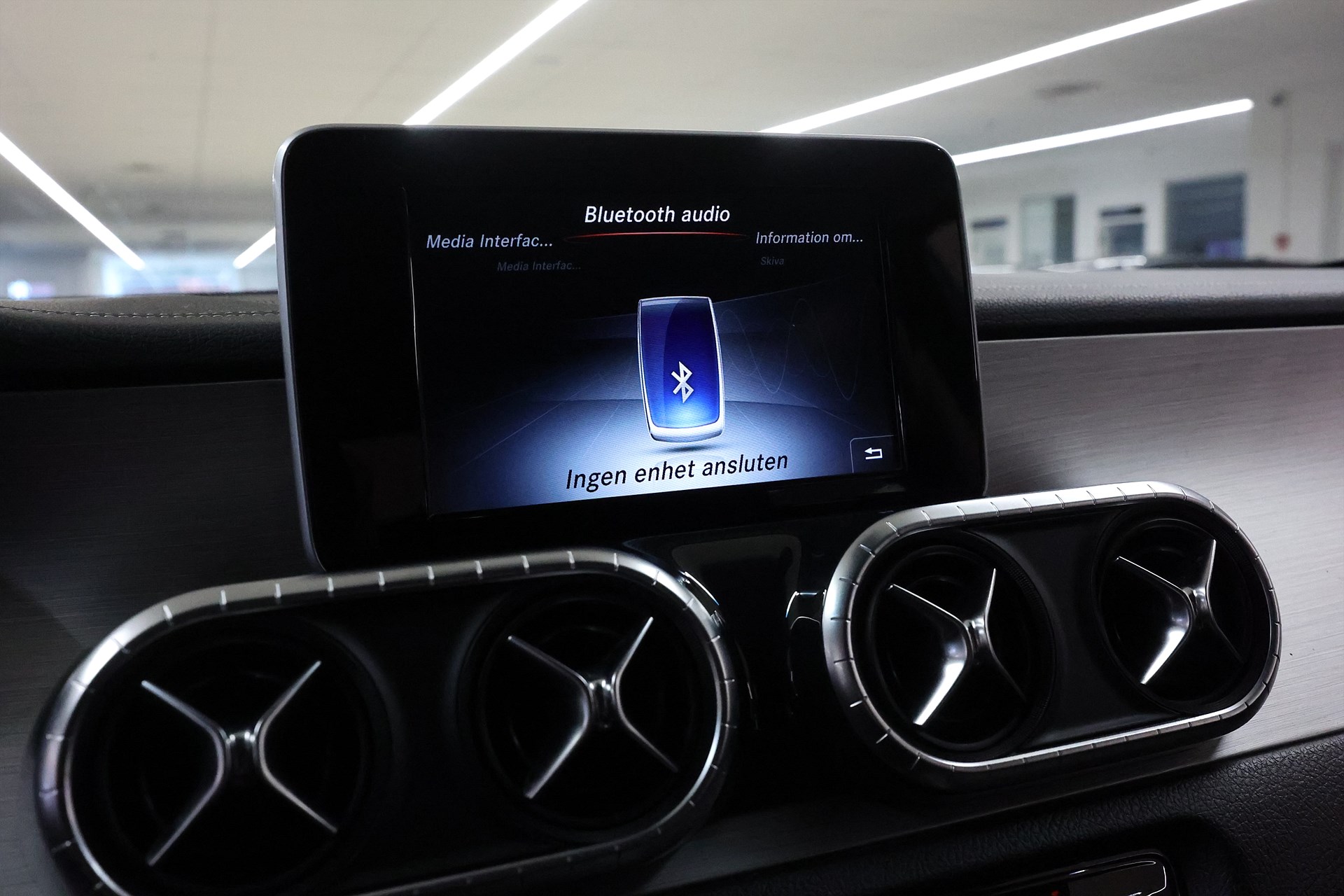 Mercedes-Benz X 250 d 4M Power Line 360 Navi Keyless Alcantara