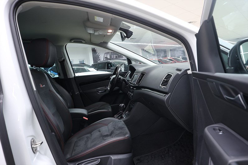 SEAT Alhambra 2.0 TDI 4Drive 184hk FR-Line Navi Drag Värmare