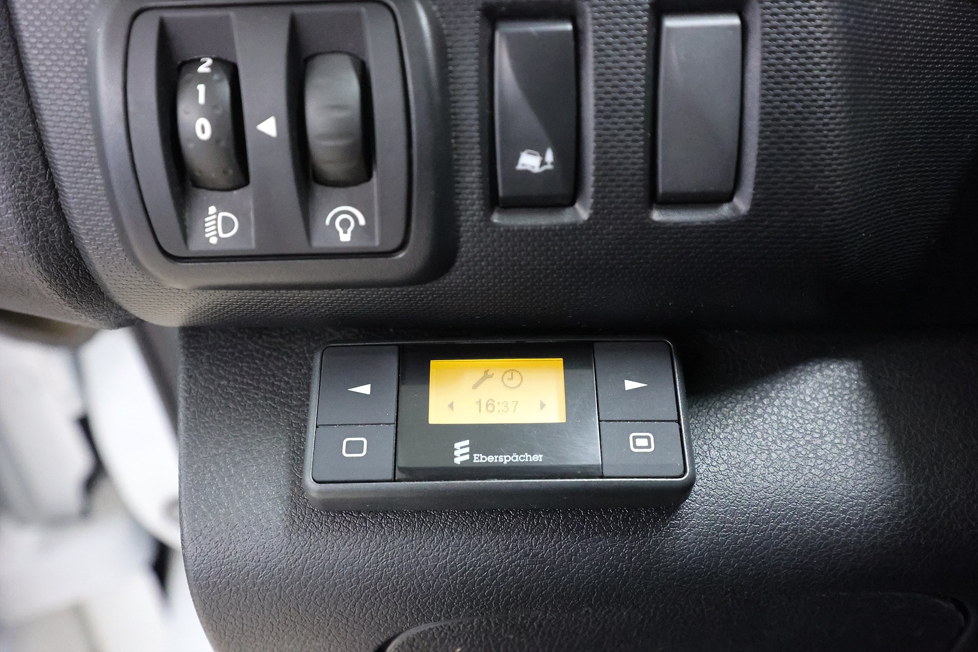 Renault Trafic 2.0 dCi 145hk Nordic Line L2 Värmare LED Navi