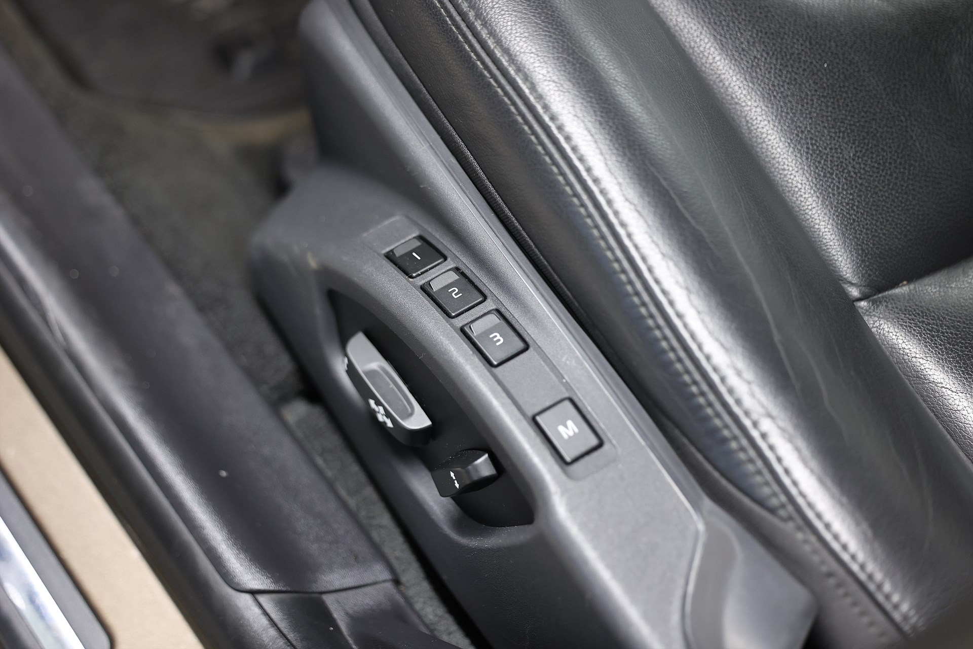 Volvo V60 Cross Country D3 150hk Classic Navi Värmare Keyless