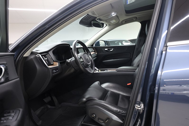 Volvo XC60 Recharge T8 AWD *Hjulkampanj!* Inscription HUD Pano 360