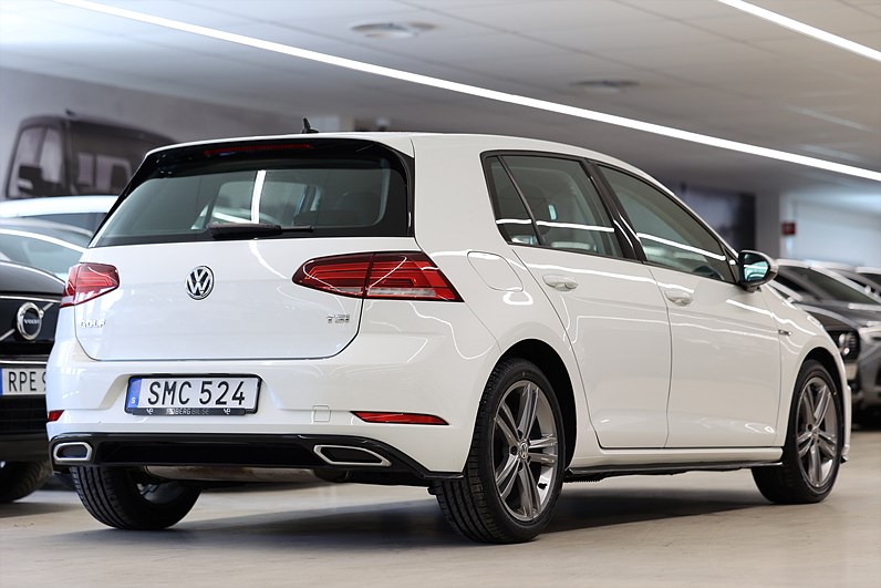 Volkswagen Golf 5-dörrar 1.0 TSI 110hk R-Line Base CarPlay