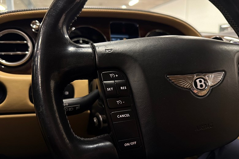 Flying Spur L 6.0 W12 AWD, 560hk, 2006, Unik 2006, svart – bild 20 av 26, begagnad hos Niber i Järfälla